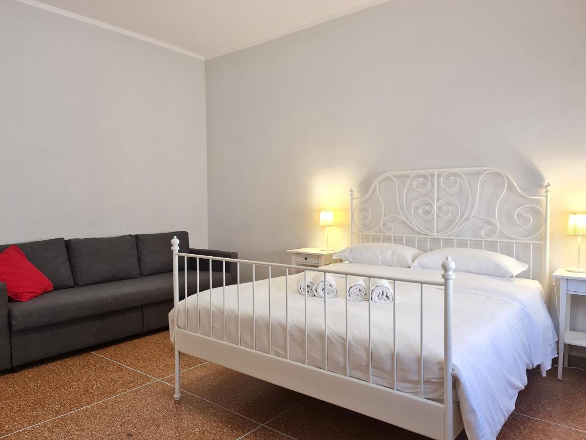 Lc Gramsci Guest House Self Check-In Pise Extérieur photo
