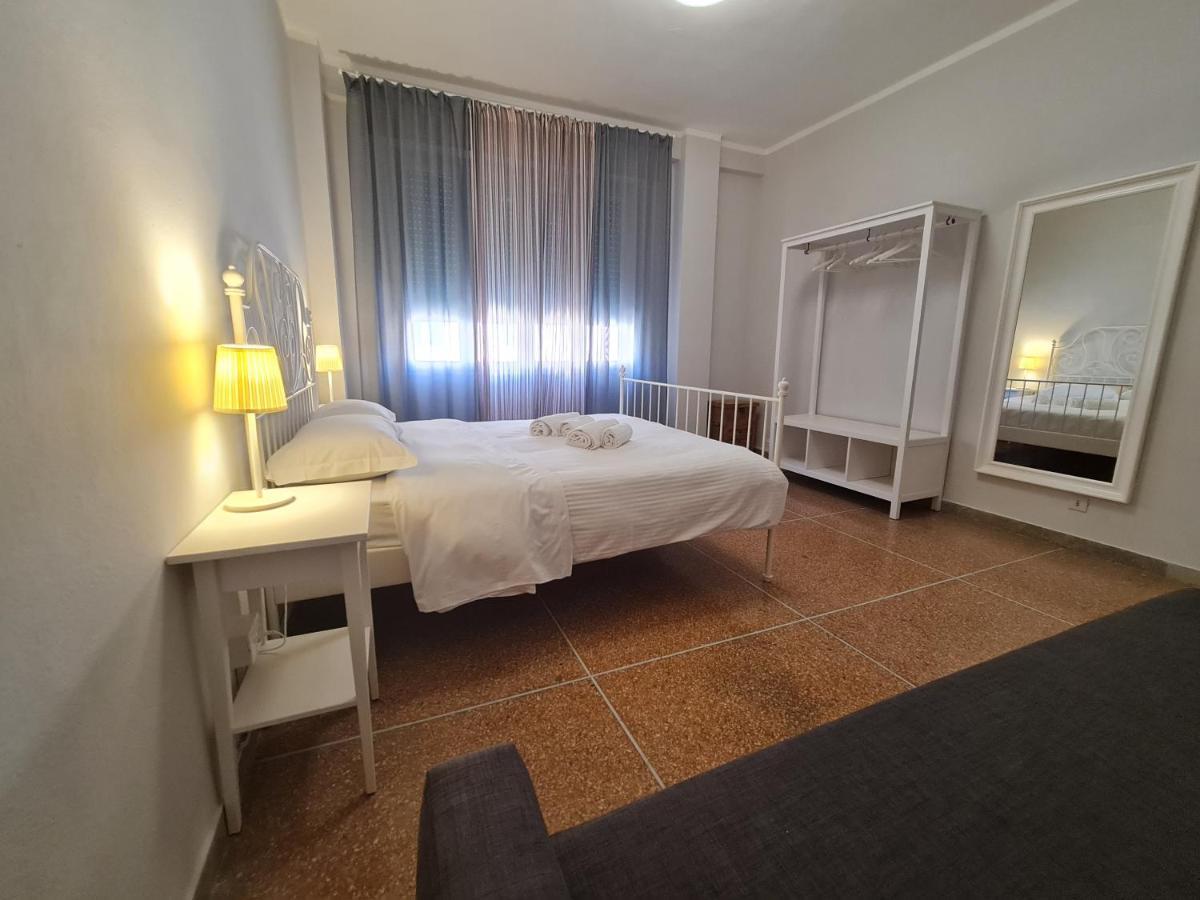 Lc Gramsci Guest House Self Check-In Pise Extérieur photo